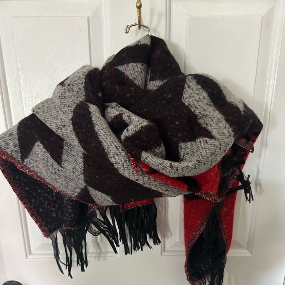 Express blanket scarf